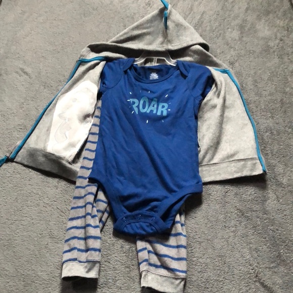 3 Piece 18-24 month set 💙 - Picture 2 of 3